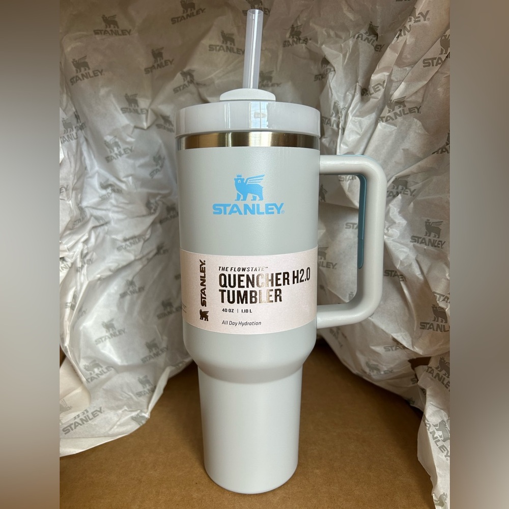 40oz Stanley Tumbler H2.0 Quencher